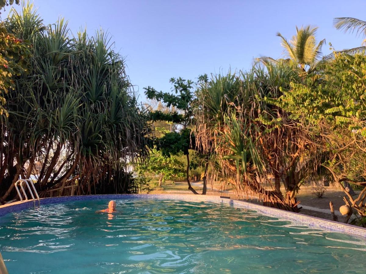 Emayani Beach Lodge Pangani Exterior photo