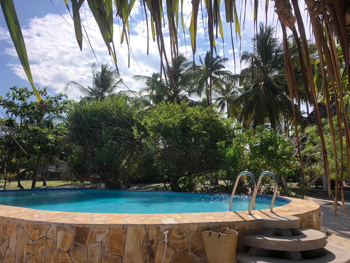 Emayani Beach Lodge Pangani Exterior photo