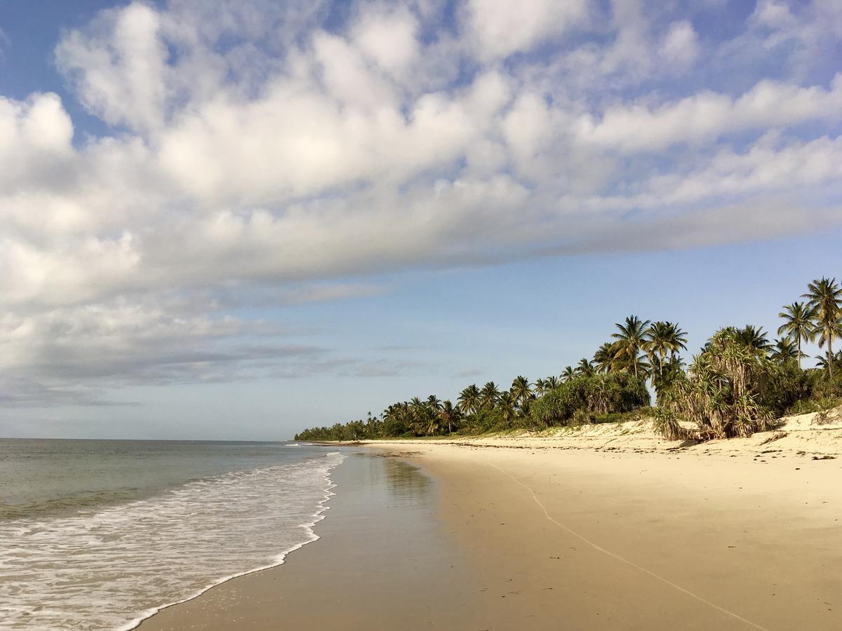 Emayani Beach Lodge Pangani Exterior photo