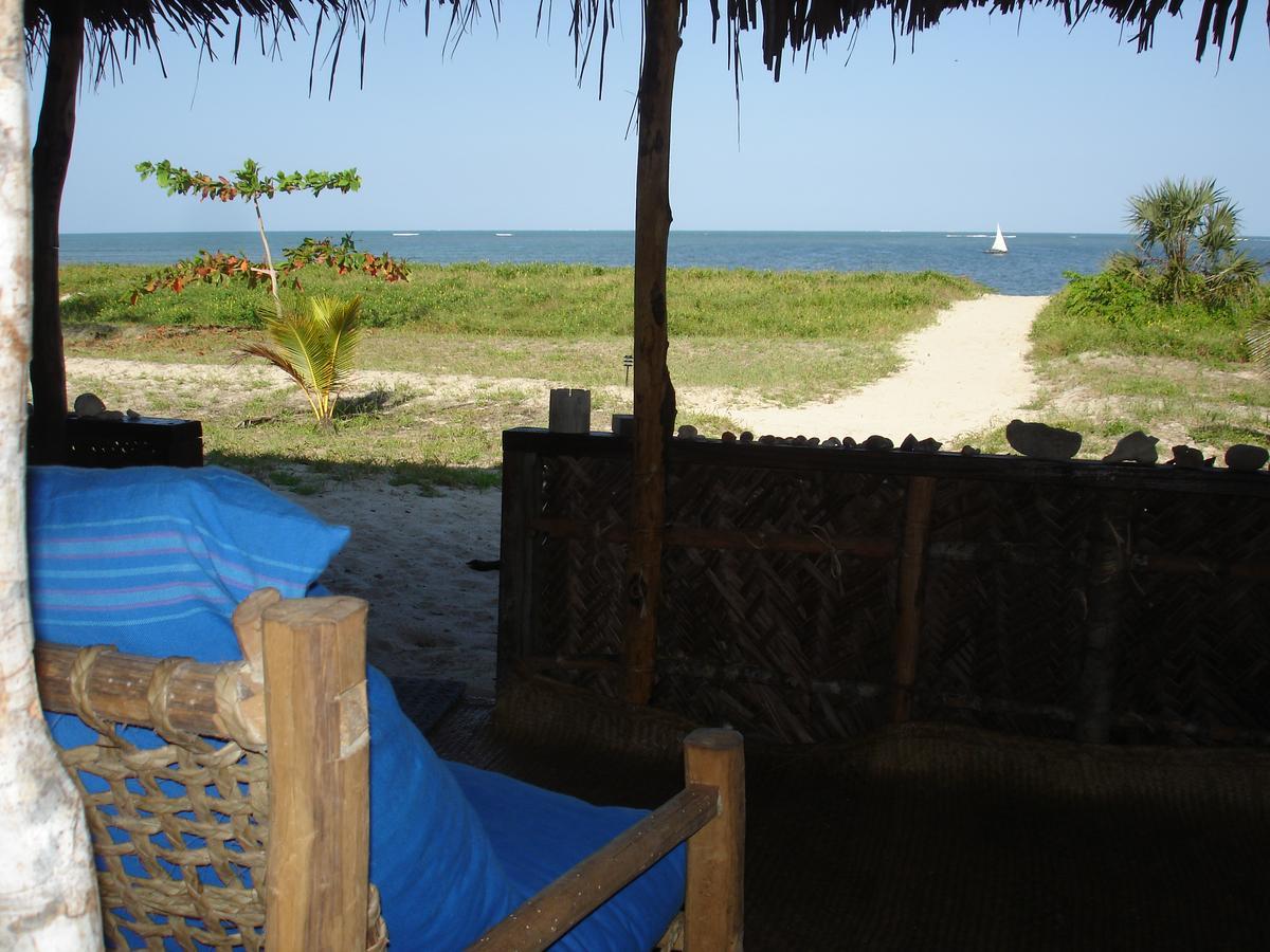 Emayani Beach Lodge Pangani Exterior photo