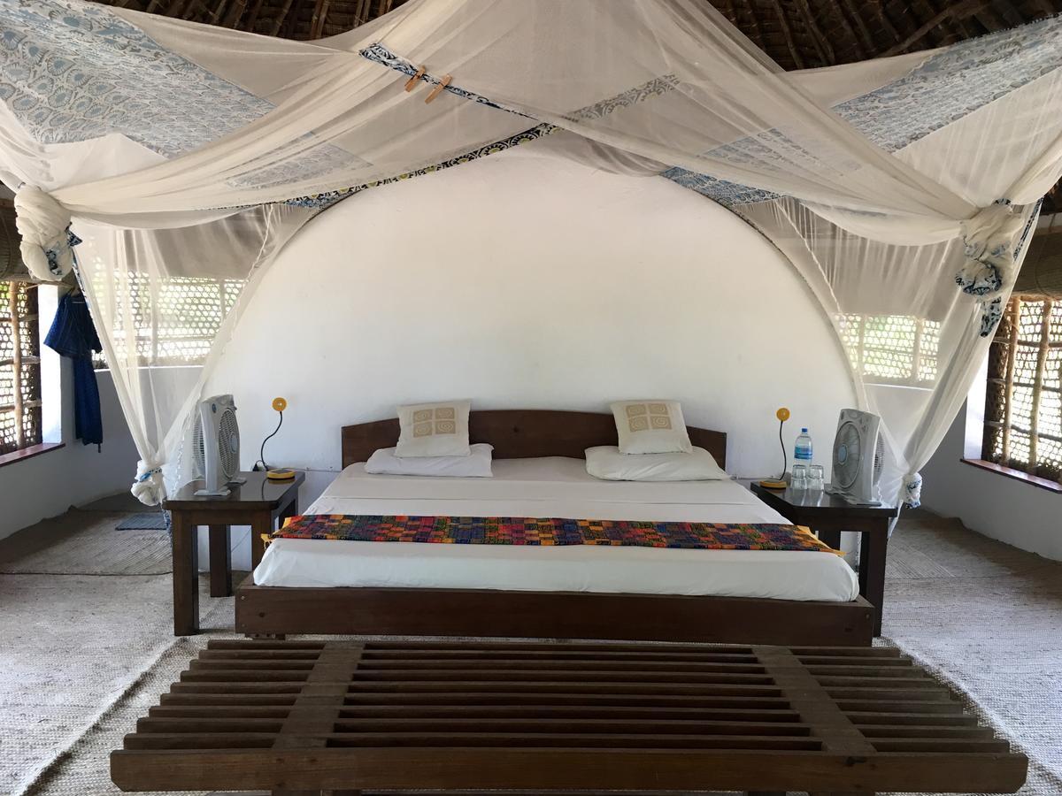Emayani Beach Lodge Pangani Exterior photo